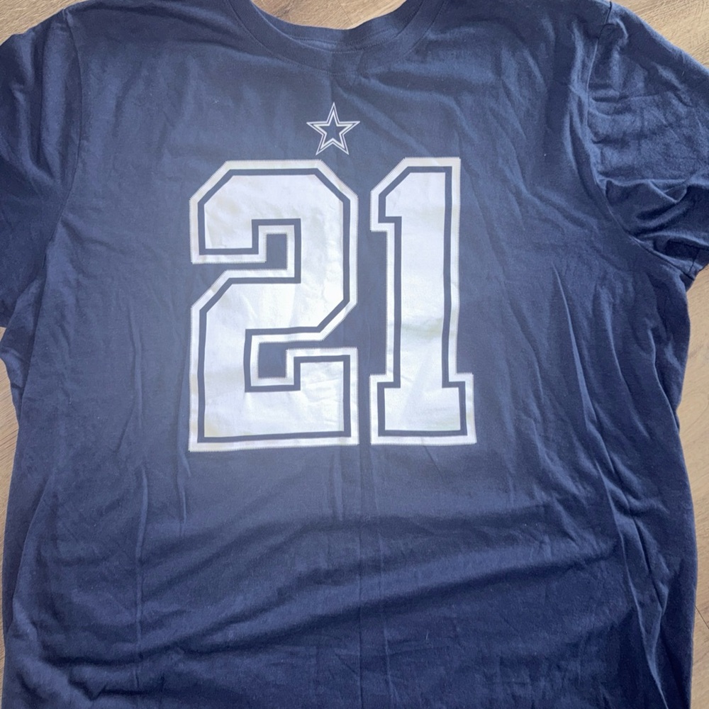 Nike Blue Athletic ELLIOTT Tshirt. XXL